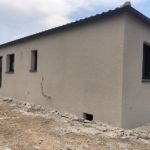 Façade beige en cours