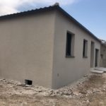 Façade beige en cours